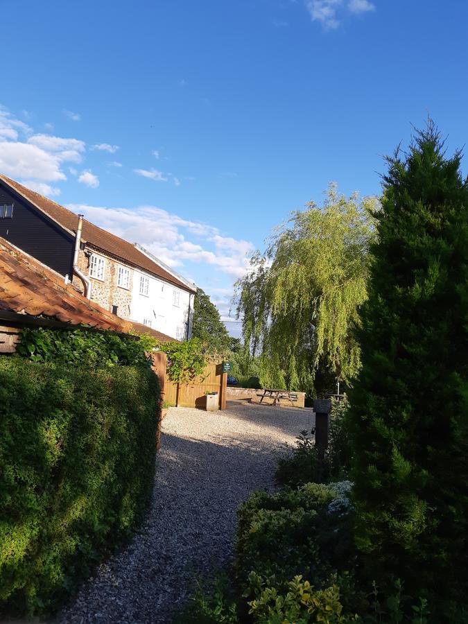 Sculthorpe Mill Hotel Fakenham Exterior foto